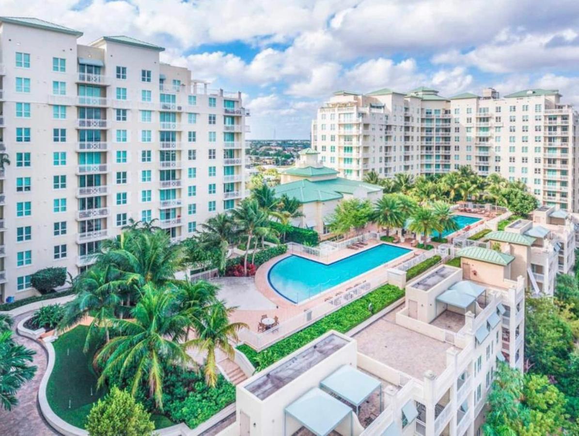 Tropical Coastal Resort Бойнтън Бийч Екстериор снимка